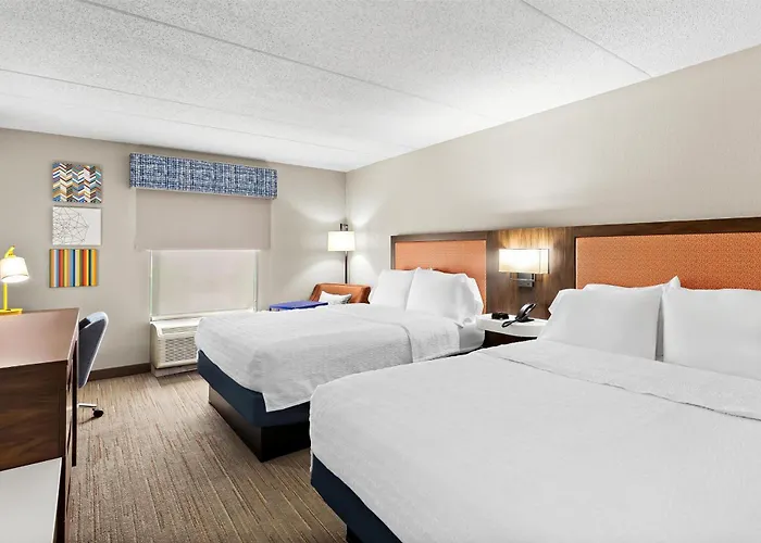 Hampton & 3* Bolingbrook
