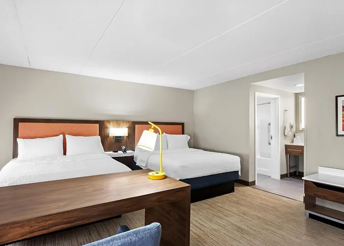 Hampton & Hotel Bolingbrook