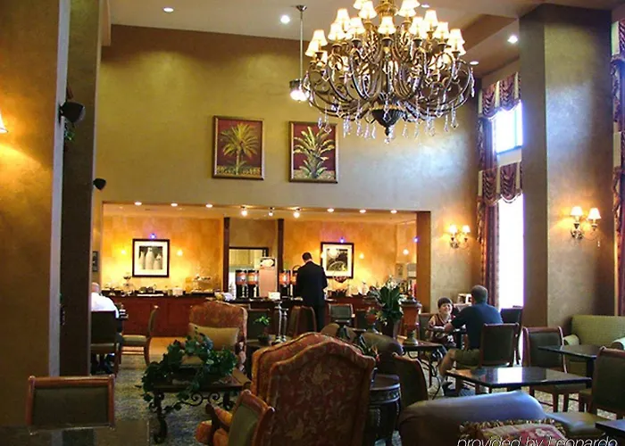 Hotel Hampton & 3*