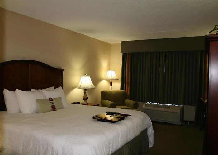 Hotel Hampton &